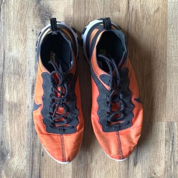 Irredescent Orange  Reacts - Picture 2 of 5